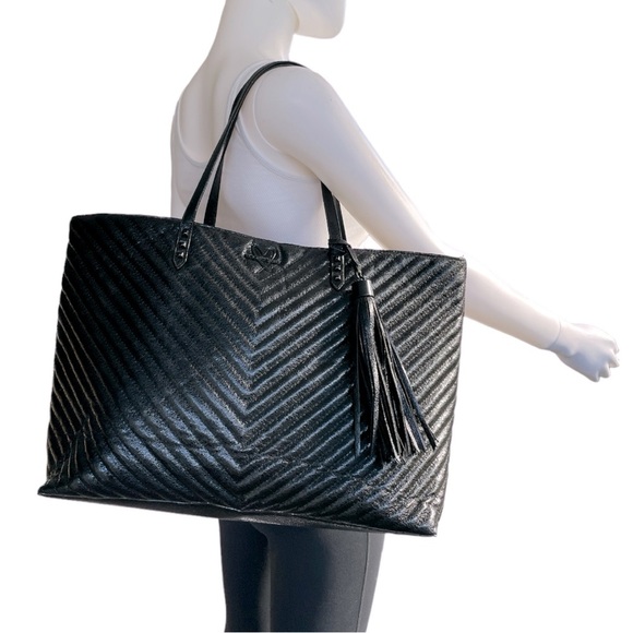Victoria's Secret Handbags - Victoria’s Secret Quilted Black Tote